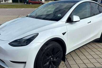 Tesla Model Y 29.300 km 46.850 &euro; Kirchberg i.Wald 94259