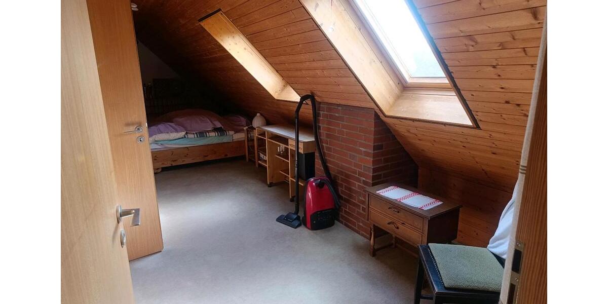 Dachgeschoßwohnung Höxter - 5 Zimmer, 110 m&sup2;, 130.000&euro; | Angebot:27234452