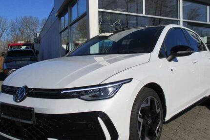 VW Golf 13.374 km 32.390 &euro; Harsefeld-Hollenbeck 21698