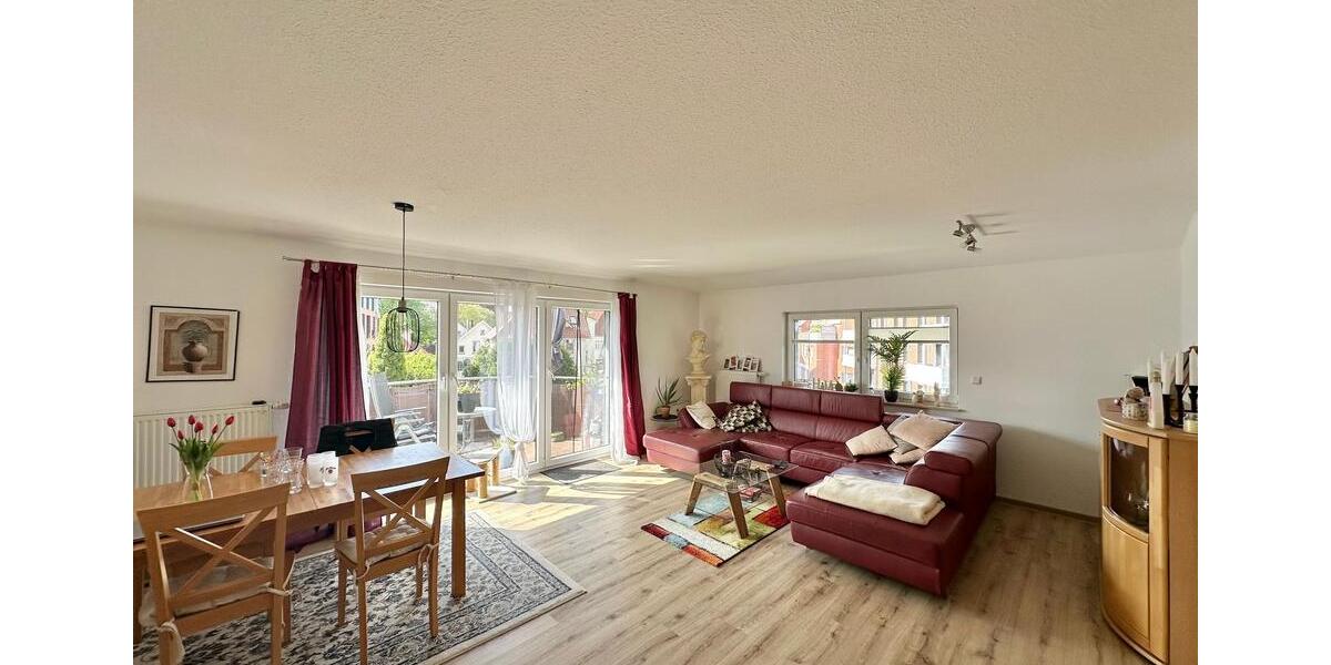 Dachgeschoßwohnung Westerstede - 3 Zimmer, 98 m&sup2;, 960&euro; | Angebot:26599586