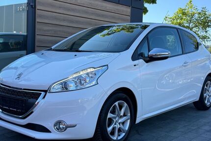 Peugeot 208 77.500 km 5.900 &euro; Baden-Württemberg - Nagold 72202