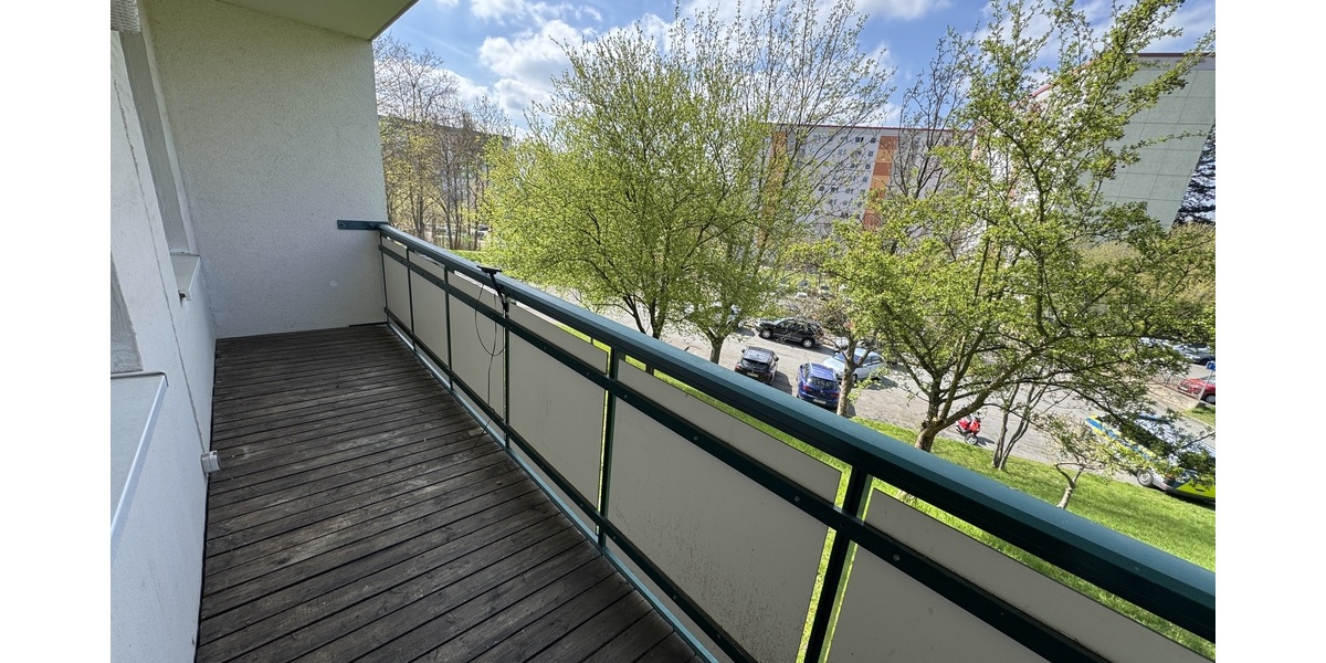 Doppelt genießen: Balkon und großer Wintergarten in attraktiver 2-Raum-Wohnung in Gera-Bieblach! - Erdgeschoßwohnung Gera Alt-Bieblach | Angebot:26374761