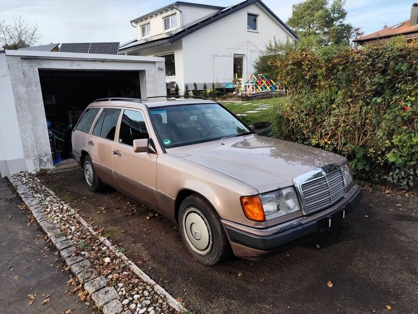 E 220