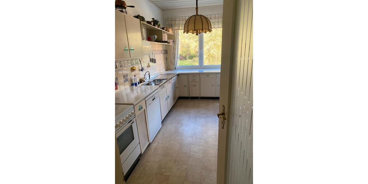 Einfamilienhaus Bad Brückenau - 9 Zimmer, 360 m&sup2;, 549.000&euro; | Angebot:26990991