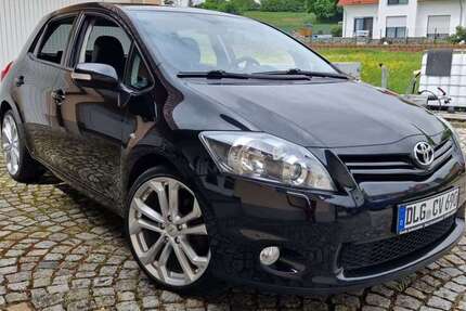 Toyota Auris 127.000 km 7.990 &euro; Medlingen 89441