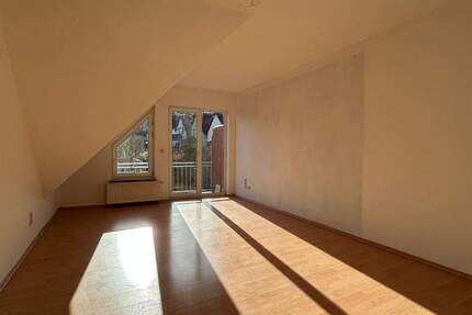 Wohnung Rudolstadt Volkstedt - 4 Zimmer, 81 m&sup2;, 660&euro; | Angebot:25660569