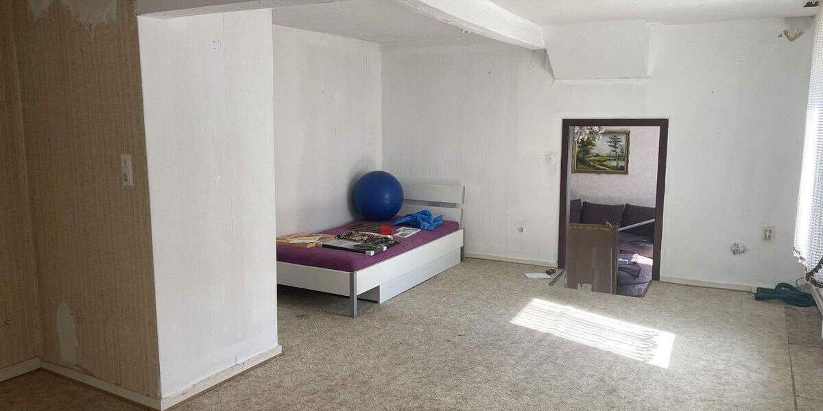 Mehrfamilienhaus, Wohnhaus Buseck Alten-Buseck - 7 Zimmer, 280 m&sup2;, 309.000&euro; | Angebot:25782526