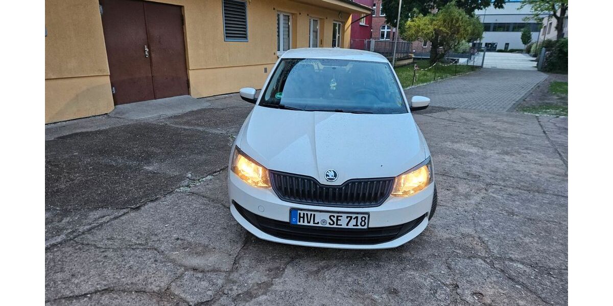 Skoda Fabia 58.500 km 8.400 &euro; Falkensee 14612