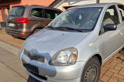 Toyota Yaris 310.400 km 1.500 &euro; Marienheide 51709