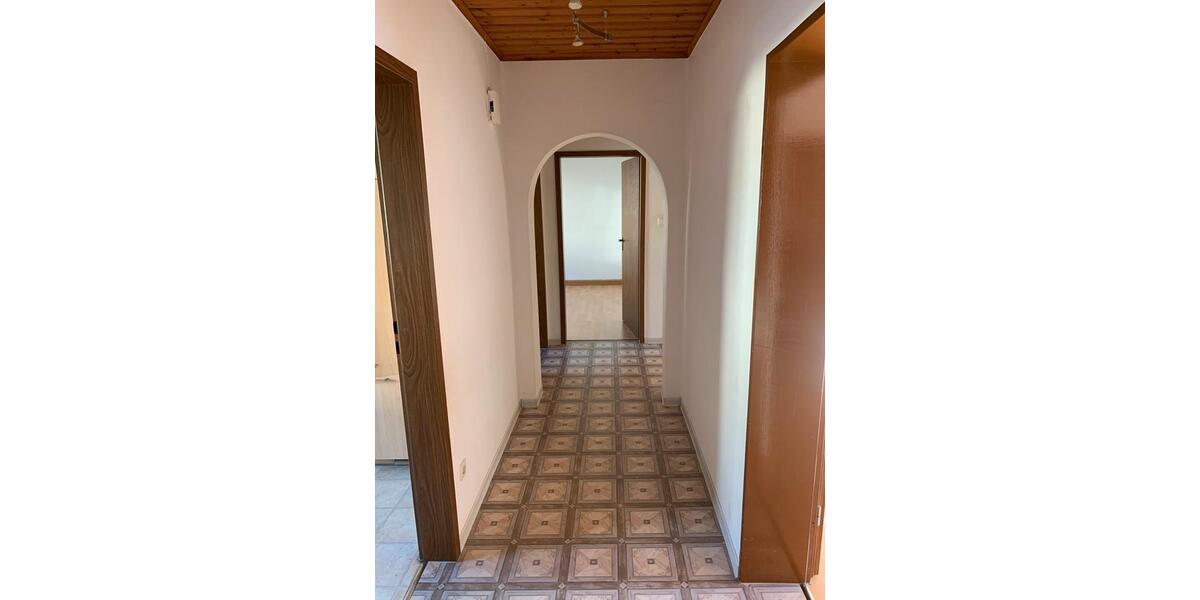 3 ZIMMER WOHNUNG MIT GARAGE 3 zimmer