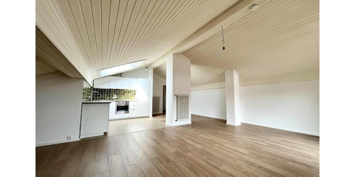 Dachgeschoßwohnung Bergen - 1.5 Zimmer, 64 m&sup2;, 840&euro; | Angebot:26613871