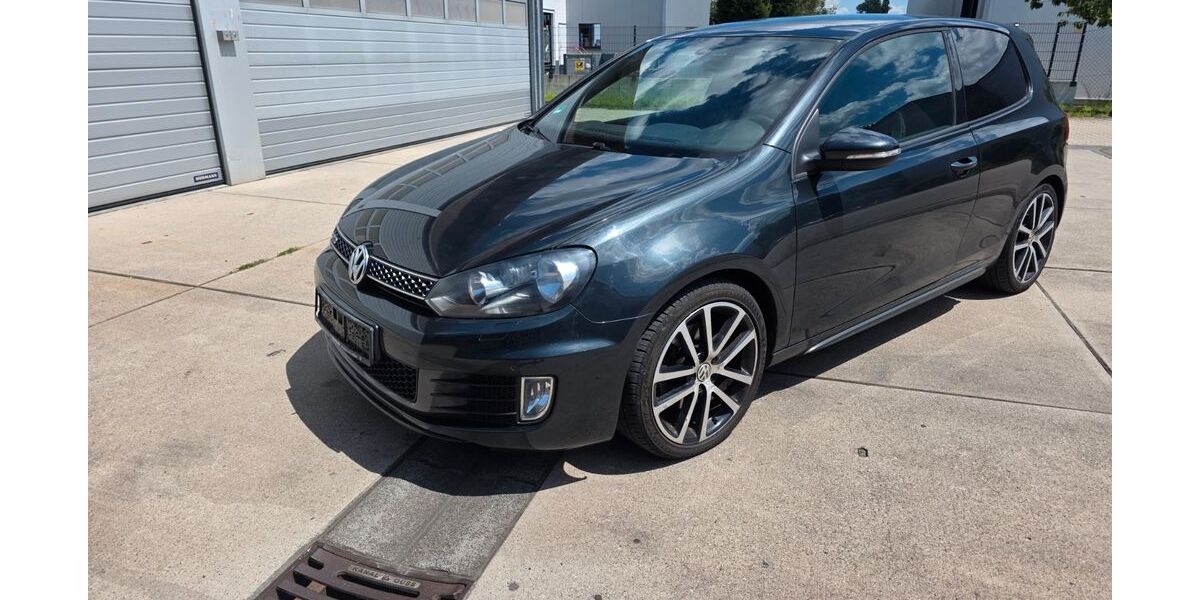 VW Golf 213.000 km 6.490 &euro; Eschweiler 52249