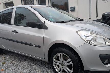 Renault Clio 68.000 km 3.990 € Wismar 23970