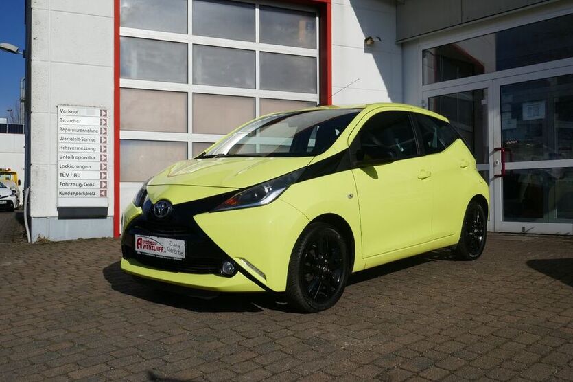 Aygo (X)