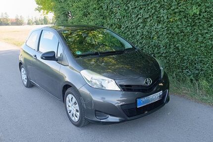 Toyota Yaris 136.000 km 2.850 &euro; Türkheim 86842