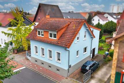 Familienfreundliches Zweifamilienhaus in zentraler Lage von Bruchköbel 6 zimmer