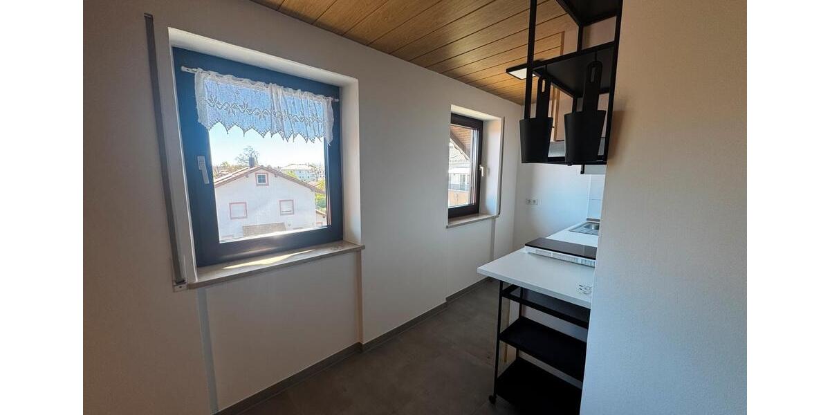 Dachgeschoßwohnung Kirchham - 1 Zimmer, 27 m&sup2;, 500&euro; | Angebot:26035507