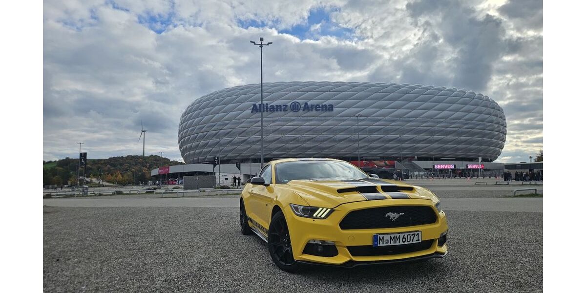 Ford Mustang 106.000 km 19.990 &euro; München 80937