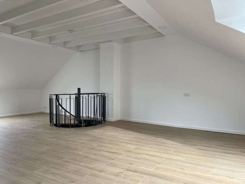 Wohnung zum Mieten in Wuppertal 1.275 € 125 m² 4 zimmer