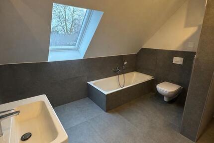 Haus Hambühren - 3 Zimmer, 95 m&sup2;, 960&euro; | Angebot:26417094