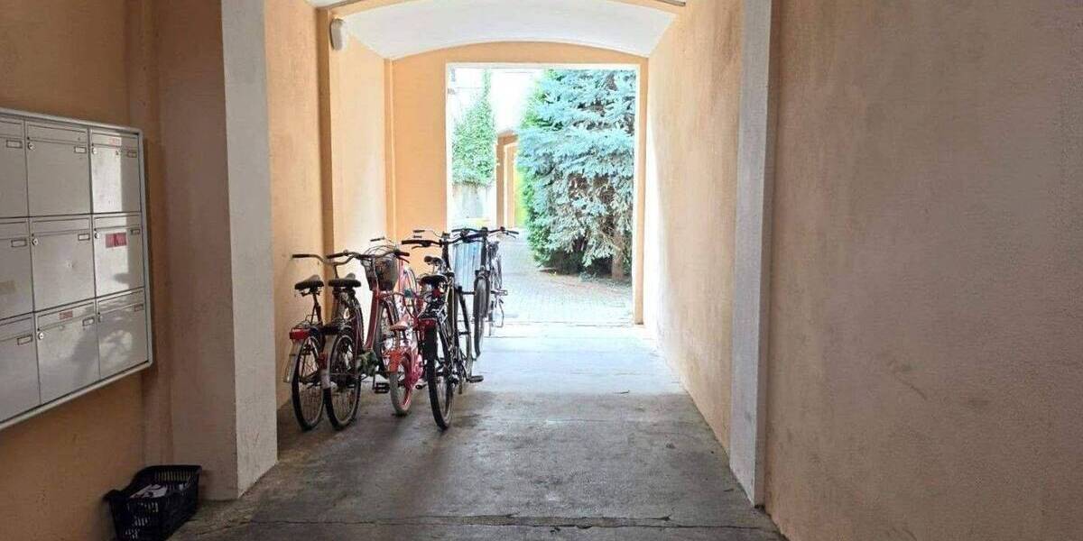 Etagenwohnung Leipzig Connewitz - 2 Zimmer, 43 m&sup2;, 550&euro; | Angebot:26816654