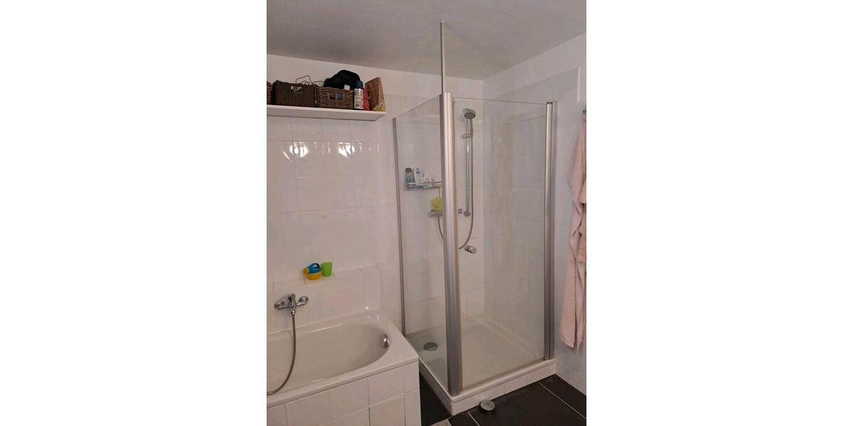 Doppelhaushälfte Lörrach - 5 Zimmer, 140 m&sup2;, 2.600&euro; | Angebot:26098163