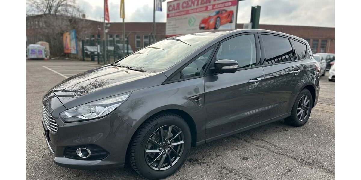 Ford S-Max 121.000 km 13.950 &euro; Berlin-Spandau 13585