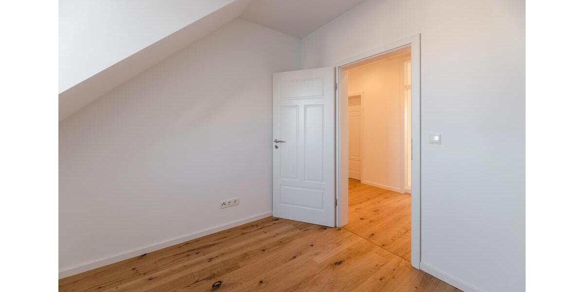 Dachgeschoßwohnung Bayreuth Meyernberg - 3 Zimmer, 69 m&sup2;, 229.000&euro; | Angebot:26834920