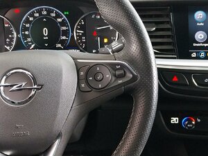 Opel Insignia Ultimate Matrix HUD AHK KAM ACC LEDER 39.050 km 25.730 &euro; HAAN 42781