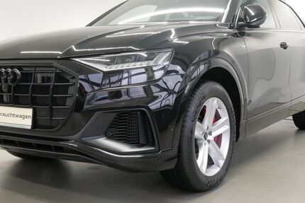Audi Q8 77.340 km 69.750 € Passau 94036