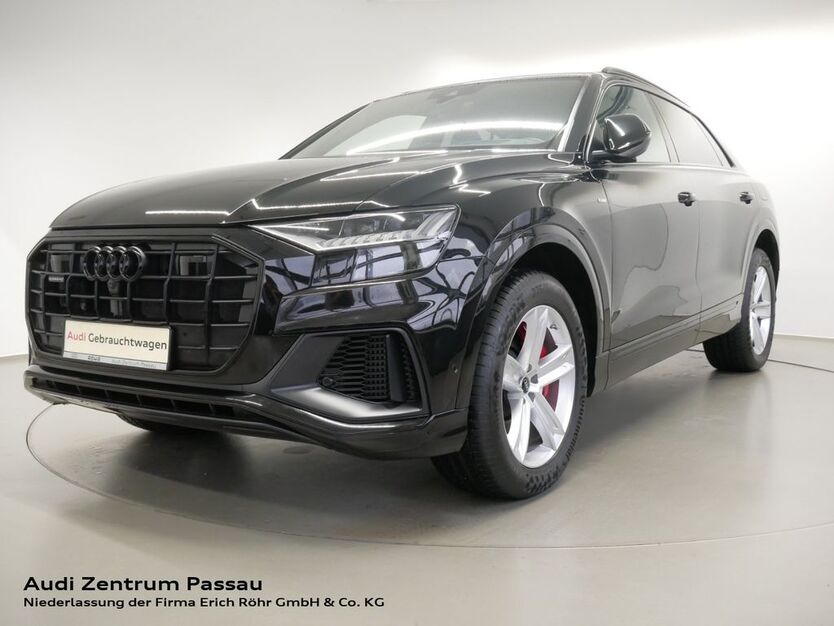 Audi Q8 77.340 km 69.850 € Passau 94036