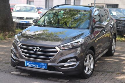 Hyundai TUCSON 121.527 km 15.700 &euro; Duisburg 47169