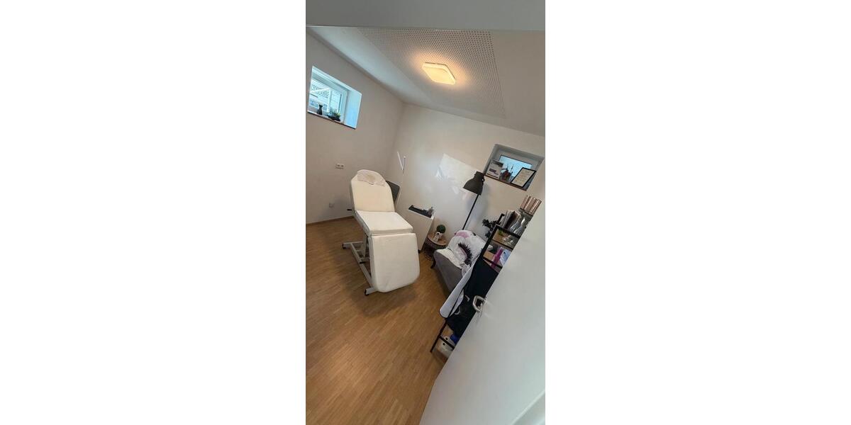 Gewerbeobjekt Illertissen - 250&euro; | Angebot:26072713