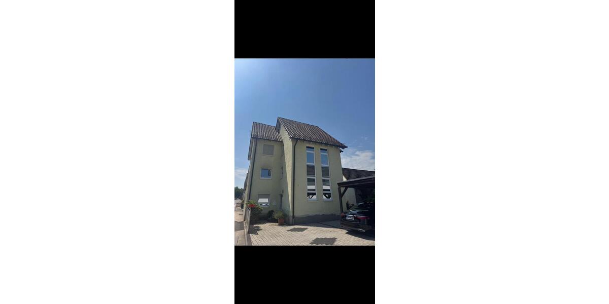 Doppelhaushälfte Neckarsulm - 7 Zimmer, 176 m&sup2;, 2.200&euro; | Angebot:26511364