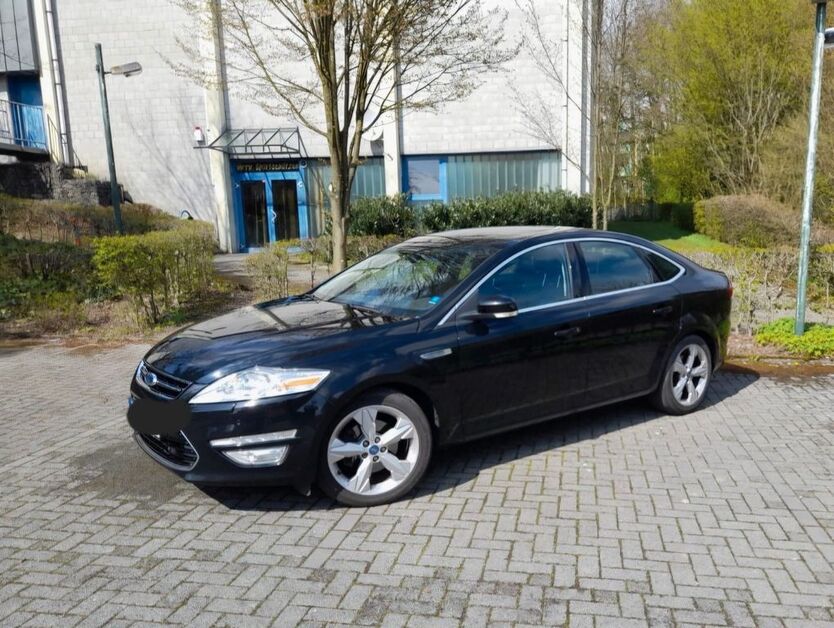 Ford Mondeo 250.123 km 5.000 € Euskirchen 53879