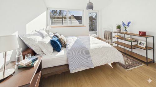 Dachgeschoßwohnung München Berg am Laim - 4 Zimmer, 107 m&sup2;, 2.950&euro; | Angebot:25960440