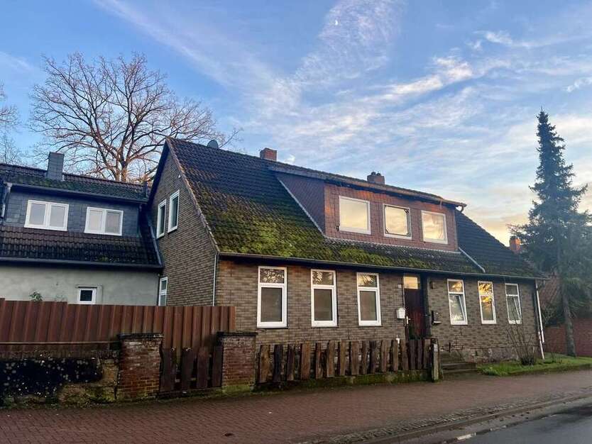 Haus zum Kaufen in Bad Bodenteich 196.000 € 280 m²