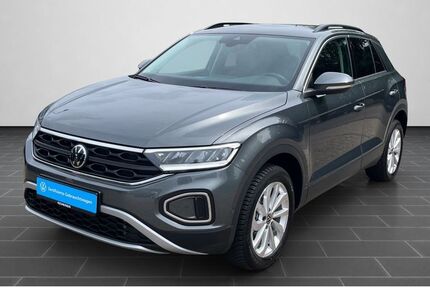 VW T-Roc 11.852 km 26.900 € Homburg 66424