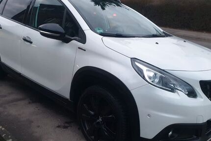 Peugeot 2008 106.000 km 9.900 &euro; Eschweiler 52249