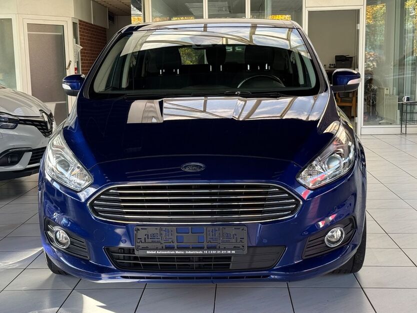 Ford S-Max 130.000 km 12.999 € Mainz 55120