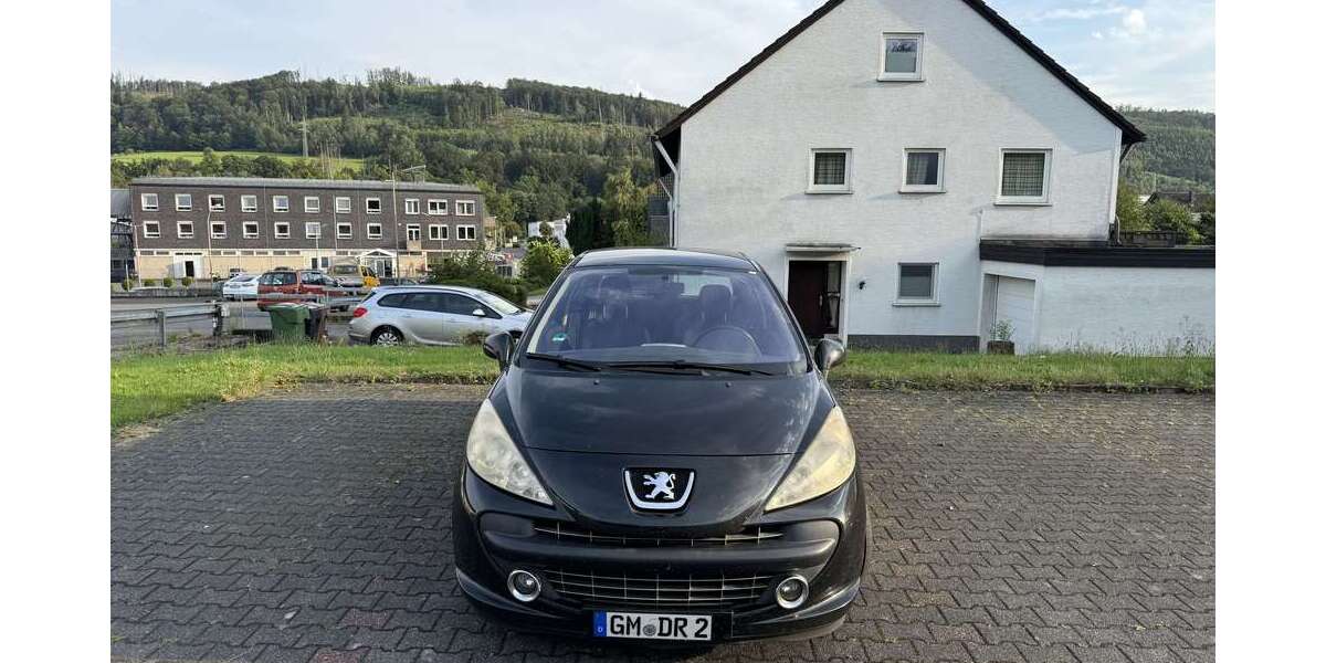 Peugeot 207 270.000 km 1.050 &euro; Gummersbch 51645