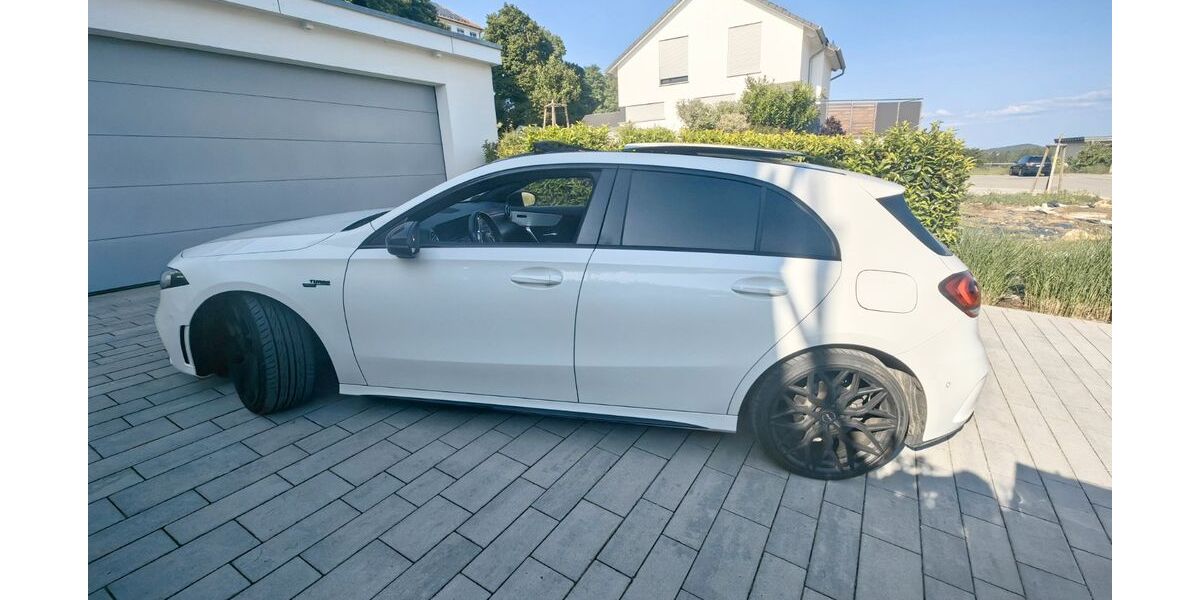 Mercedes-Benz A 200 103.000 km 23.890 &euro; Bitz 72475