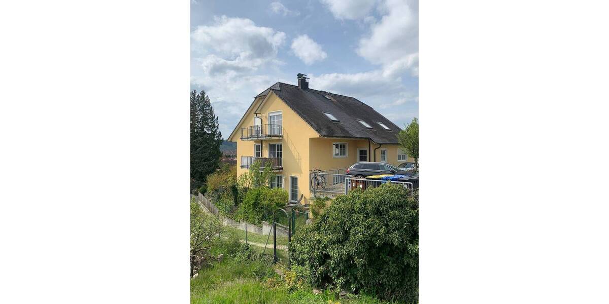 Etagenwohnung Sommerhausen - 3 Zimmer, 88 m&sup2;, 870&euro; | Angebot:26826822