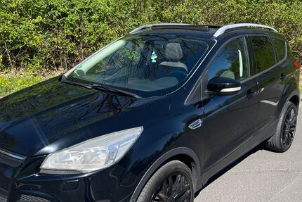 Ford Kuga 203.000 km 8.290 &euro; Irlich 56567