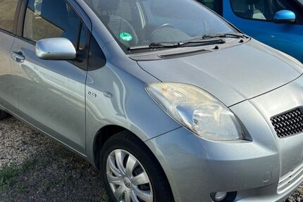 Toyota Yaris 240.000 km 1.150 &euro; Ochtendung 56299