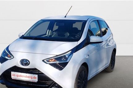 Toyota Aygo (X) 32.067 km 11.490 &euro; Gudensberg 34281
