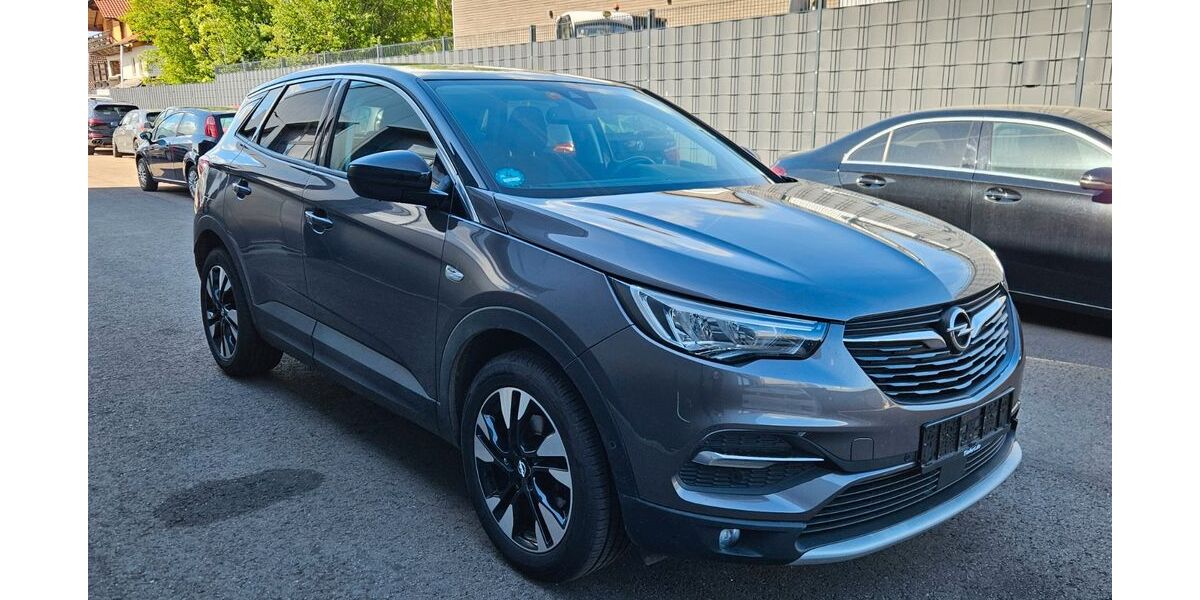Opel Grandland (X) 89.000 km 12.750 &euro; Aldingen 78554
