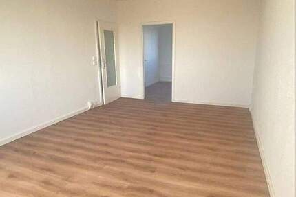 Wohnung Samtens - 3 Zimmer, 66 m&sup2;, 468&euro; | Angebot:23465181