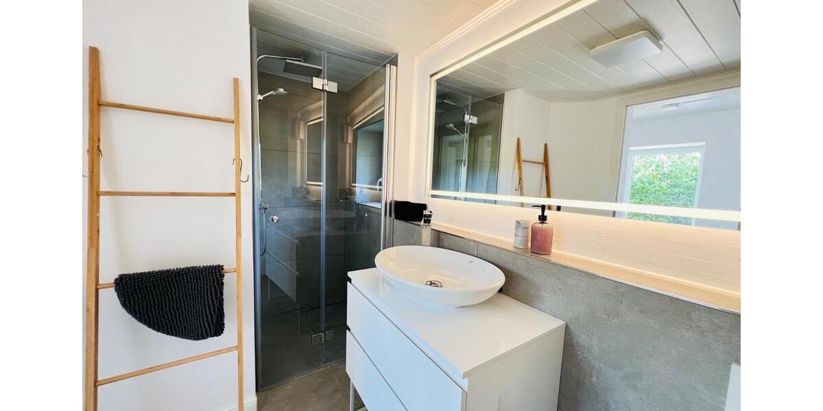 Einfamilienhaus Gelting - 7 Zimmer, 175 m&sup2;, 2.190&euro; | Angebot:24598215