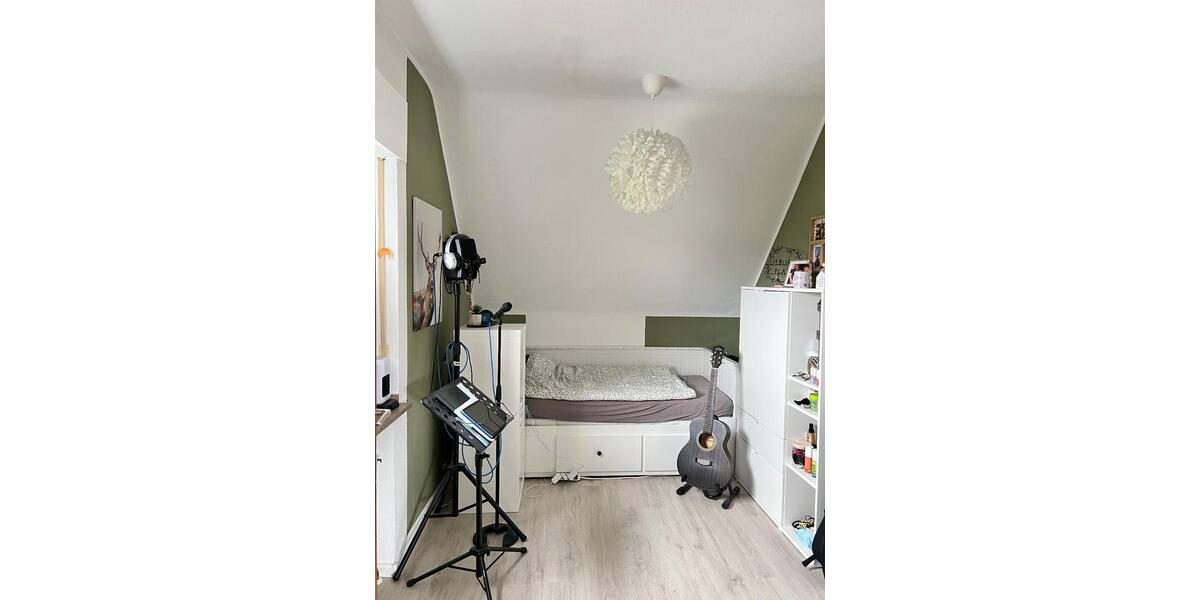 Dachgeschoßwohnung Tönisvorst - 3 Zimmer, 68 m&sup2;, 510&euro; | Angebot:26262911